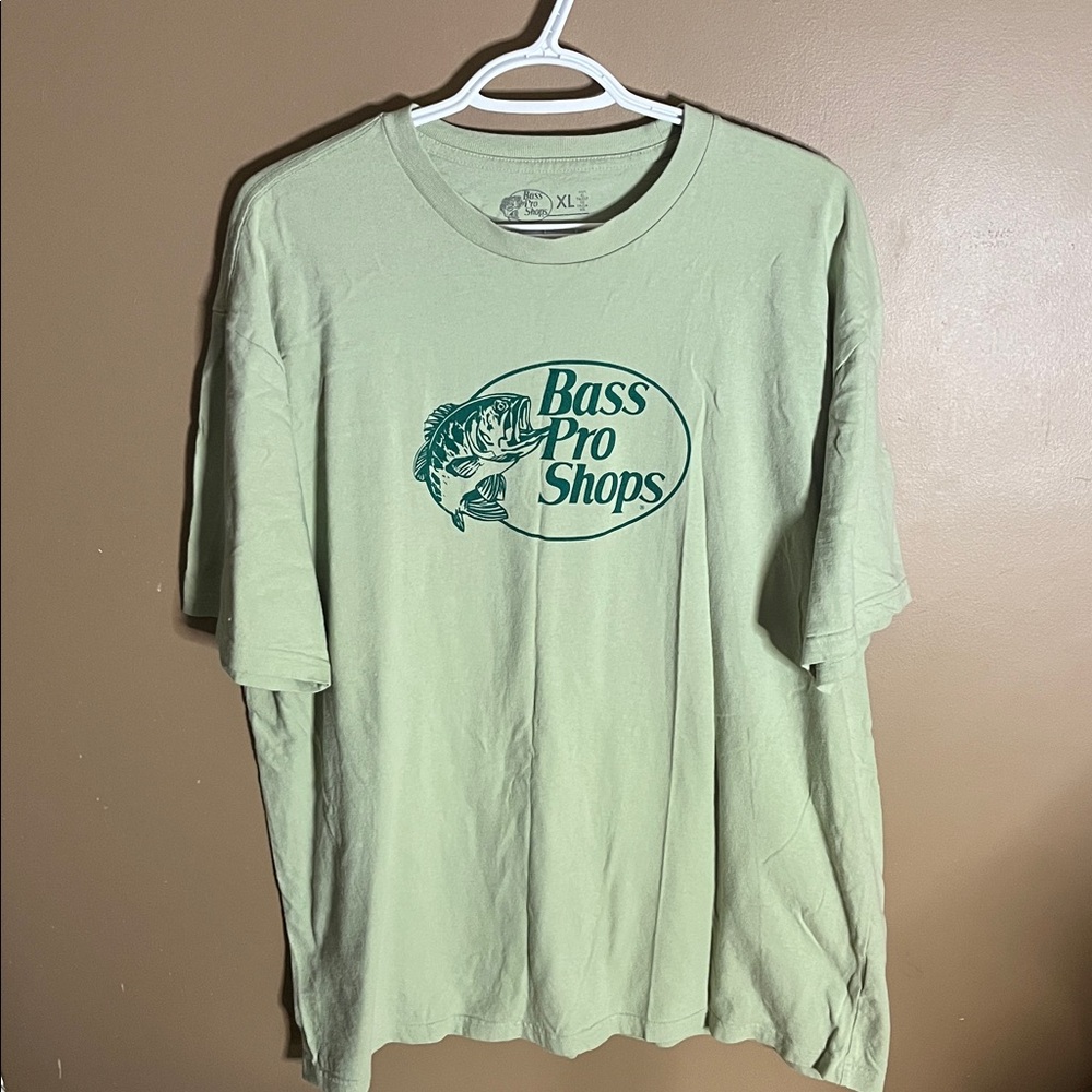 😄Bass Pro Shops T Shirt - Size XL